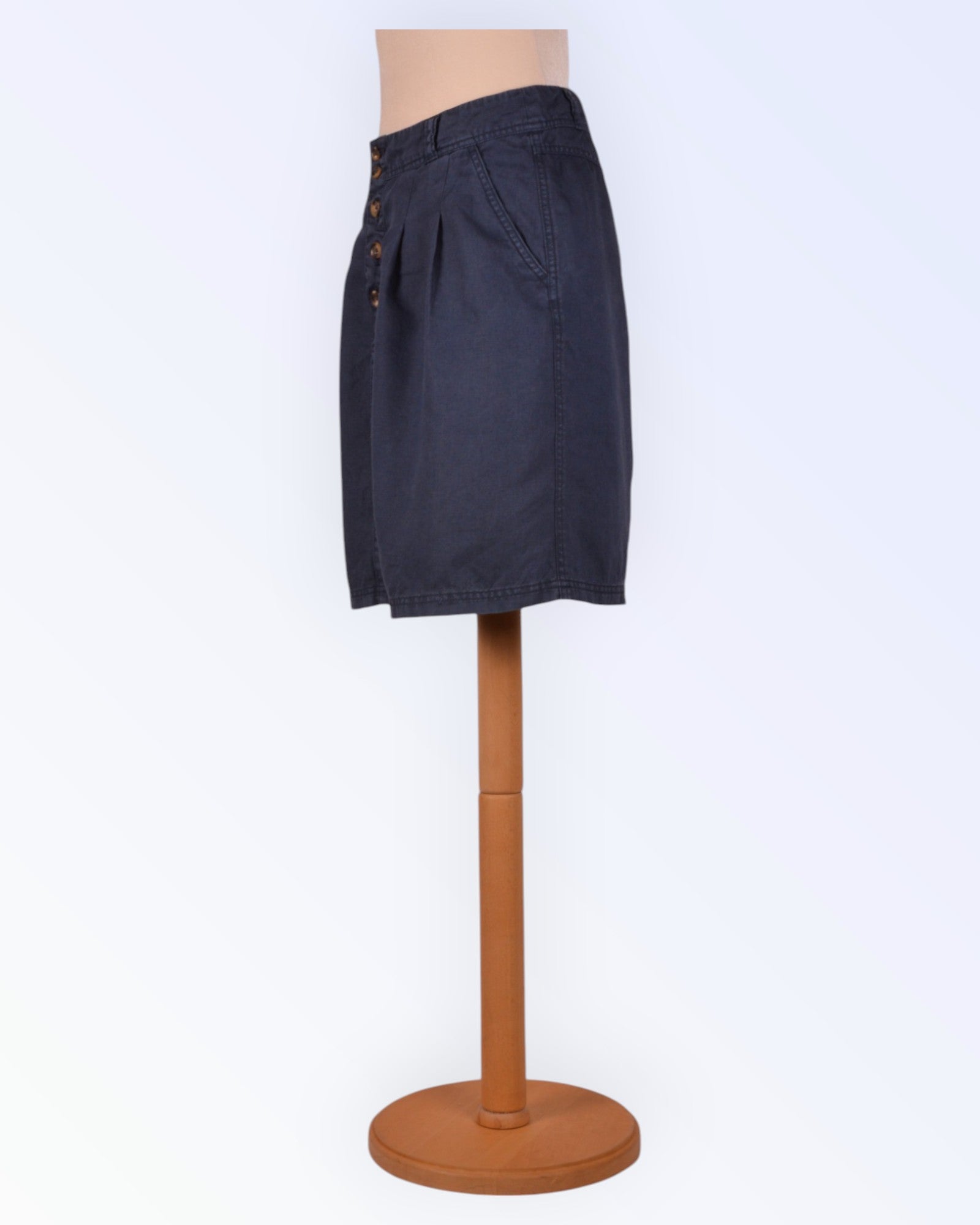 Peak Performance sports skirt