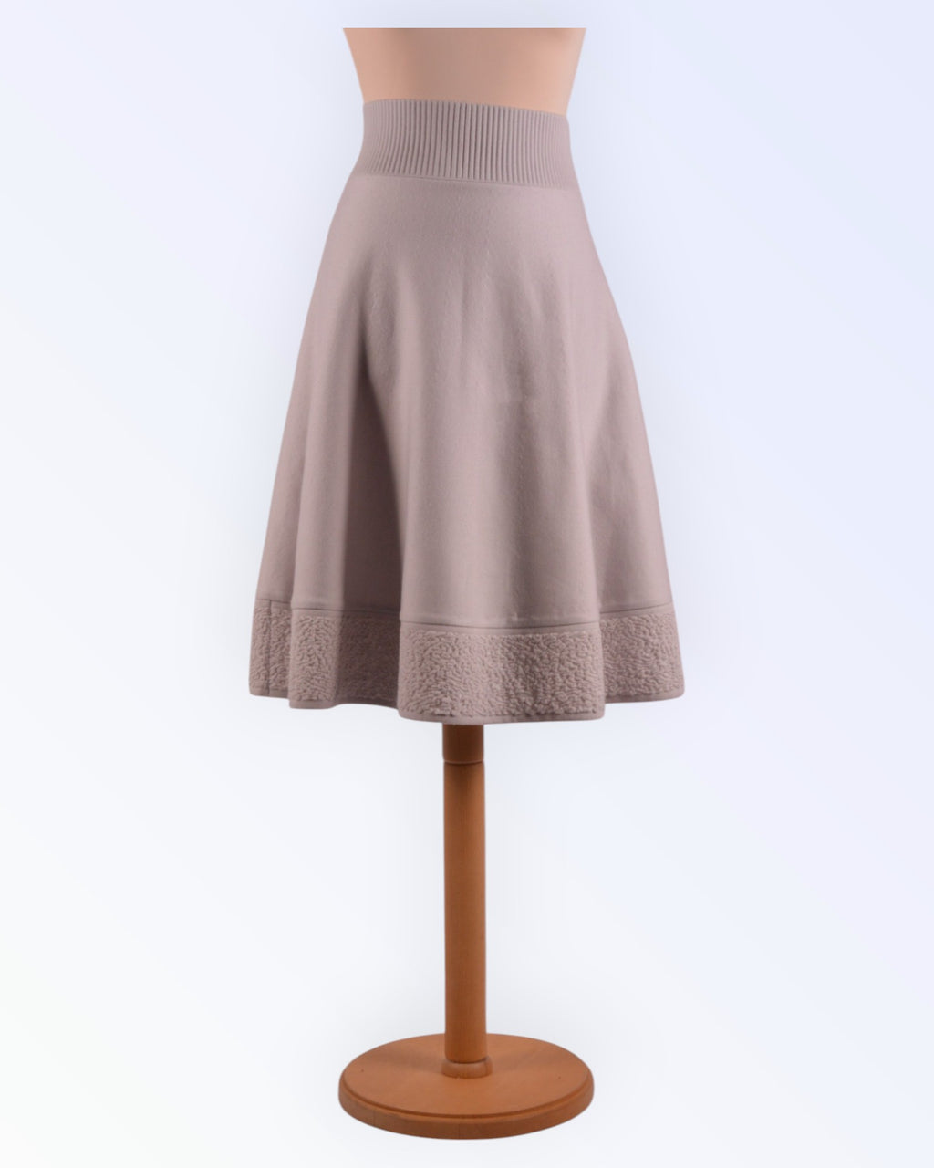 She's SO skirt