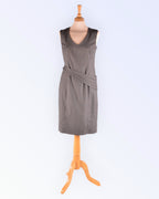 More&More must-valge kleit