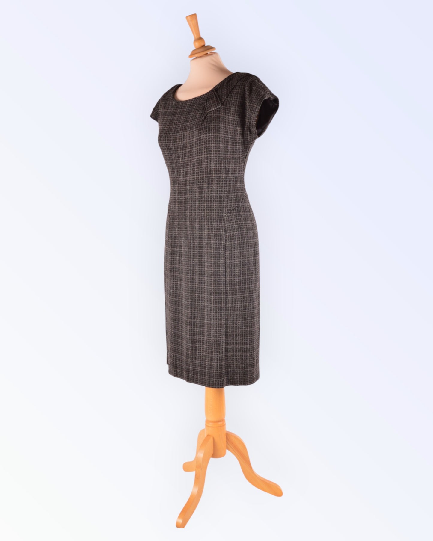 Sti straight-cut knit dress