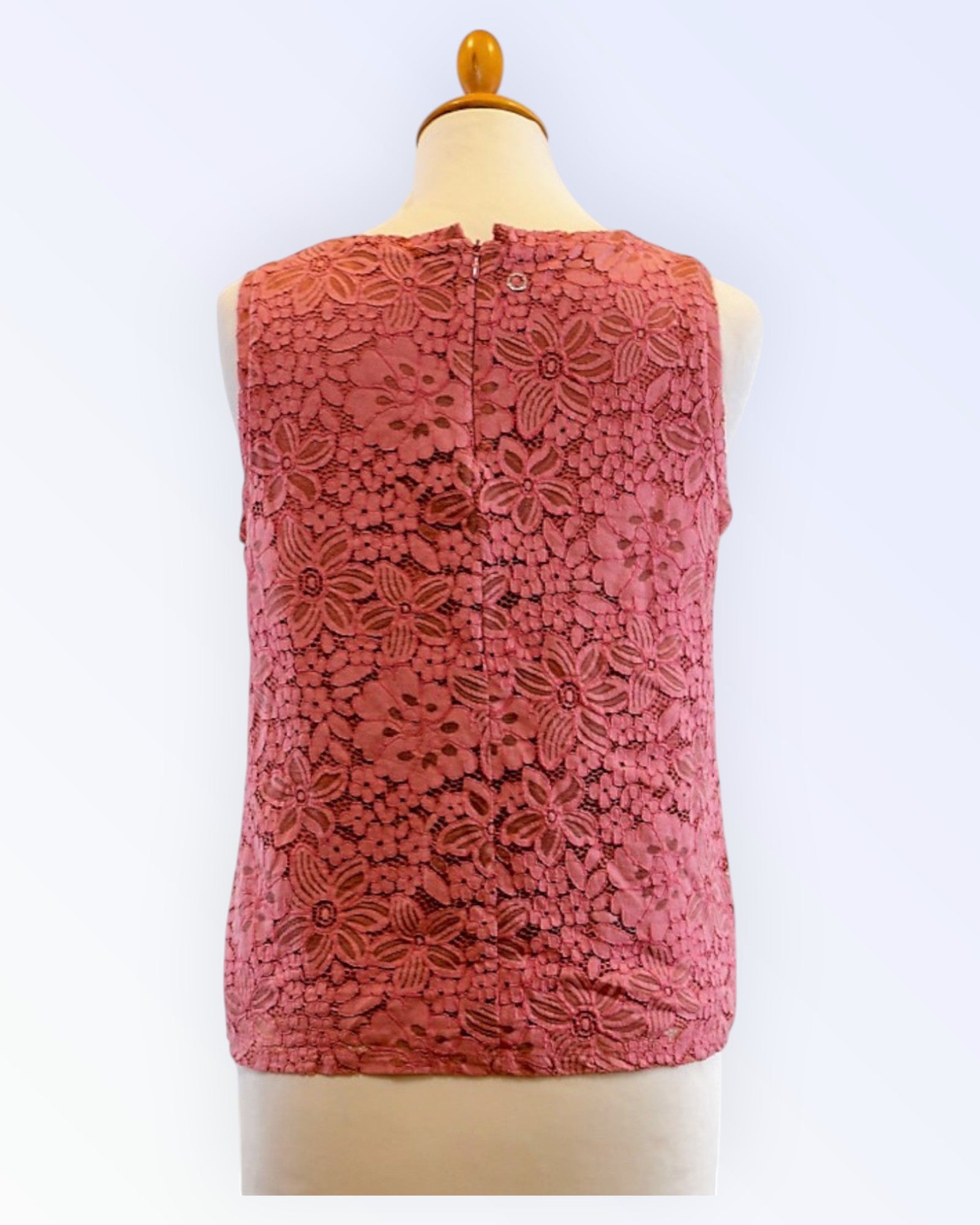 Stockh lm pink lace top