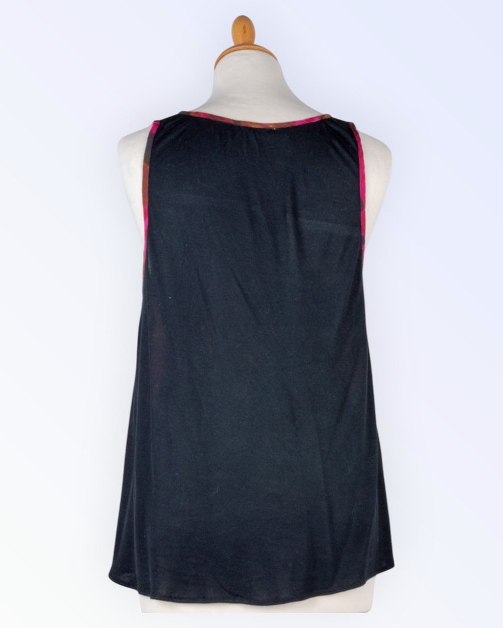 Friendtex värikäs toppi