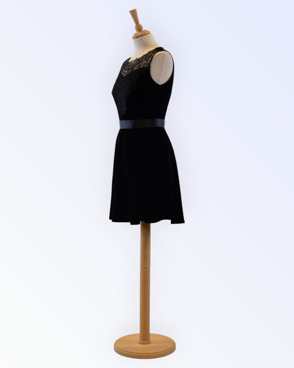 Vera&amp;Lucy black velvet dress