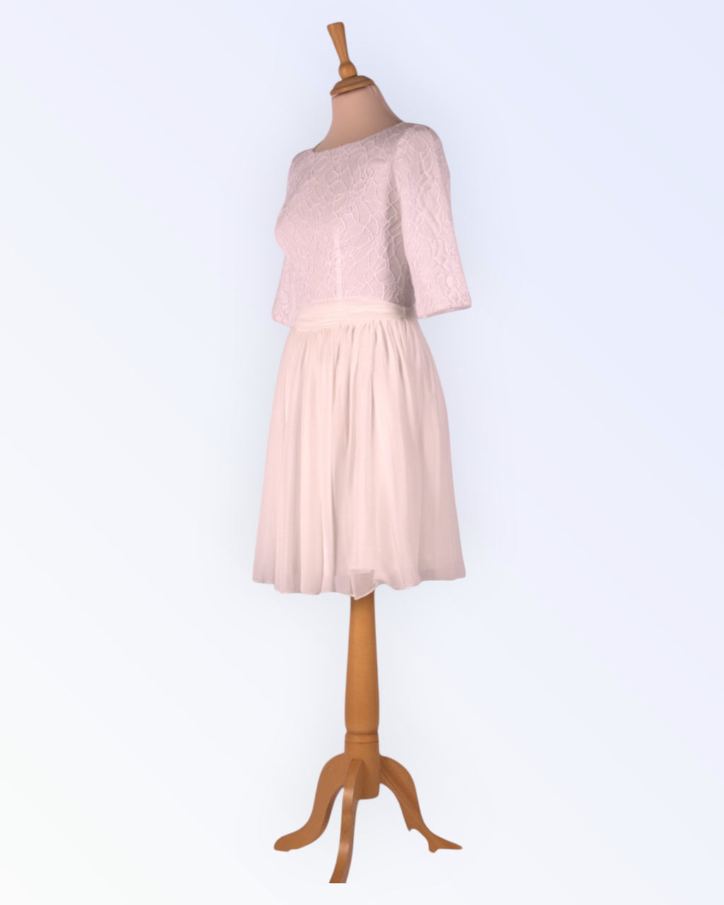 Valge lühike pruutkleit