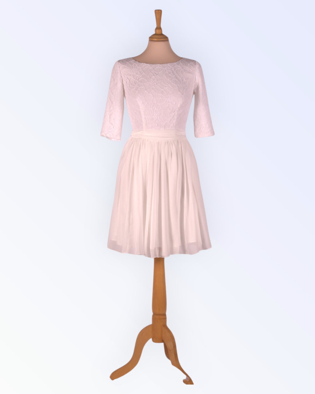 Valge lühike pruutkleit