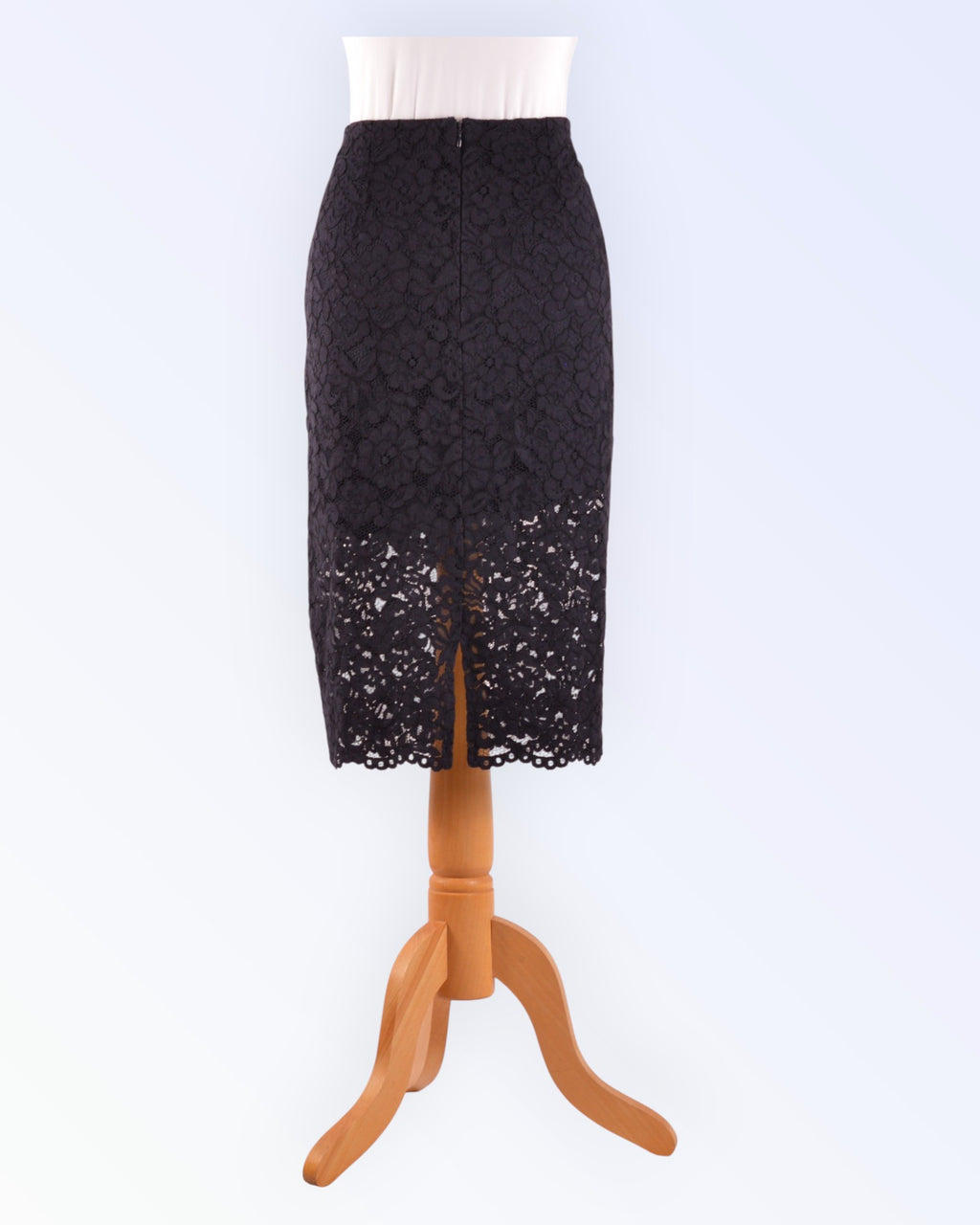 H&M tumesinisest pitsist pliiats-seelik