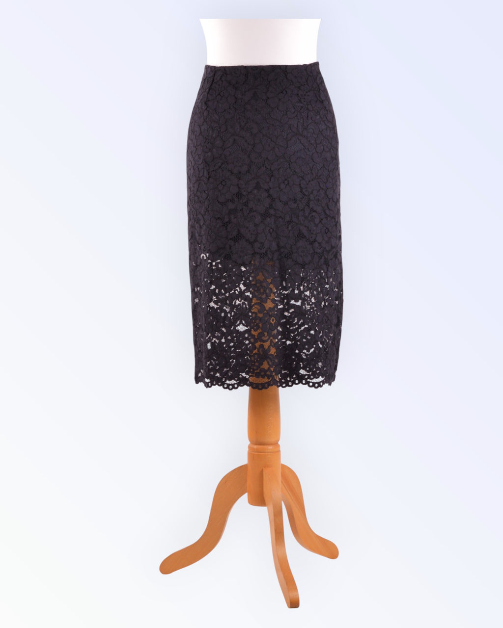 H&M tumesinisest pitsist pliiats-seelik