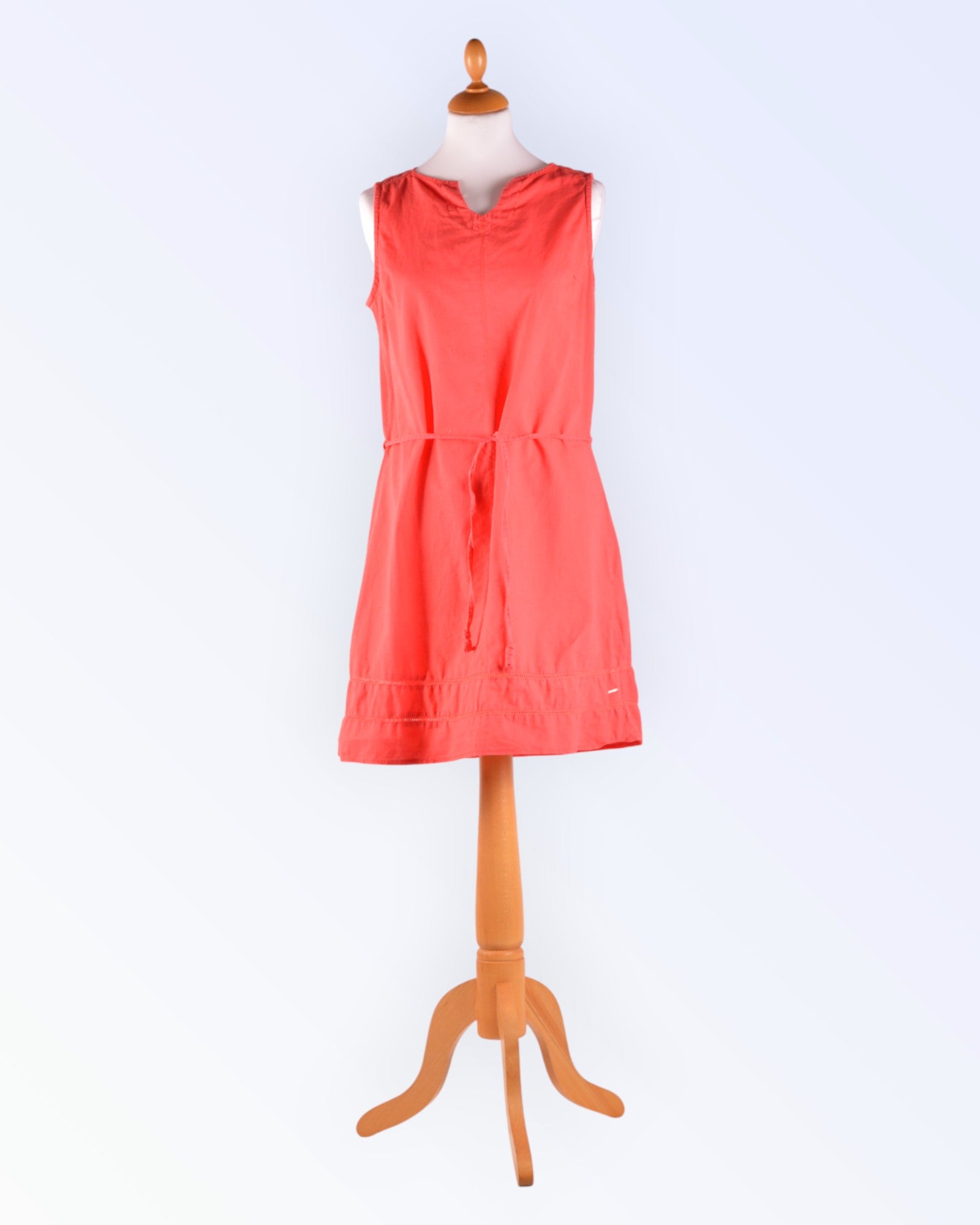 Luhta sportlik suvine kleit