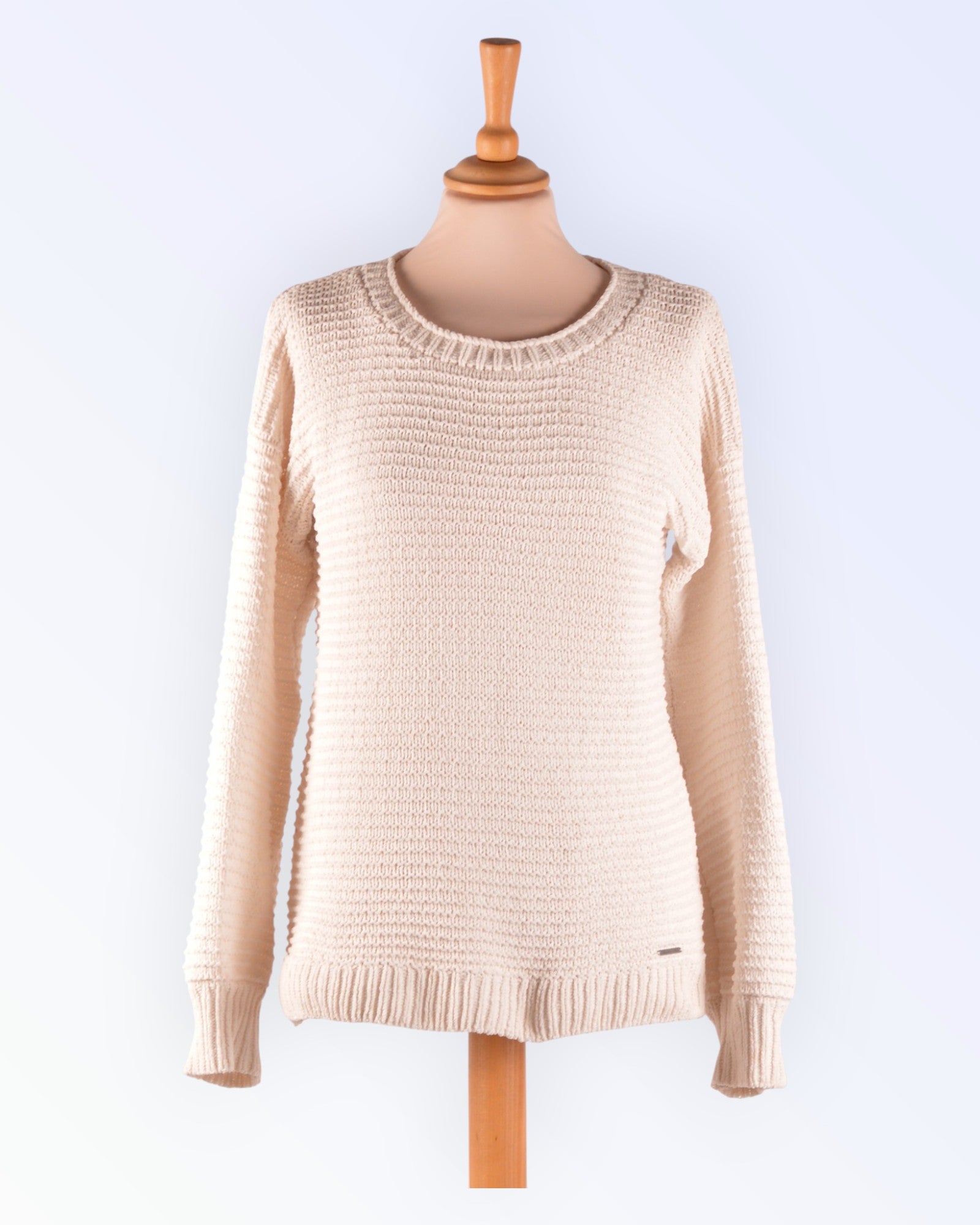 Abercrombie & Fitch loodusvalge sviiter