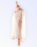 Abercrombie & Fitch loodusvalge sviiter