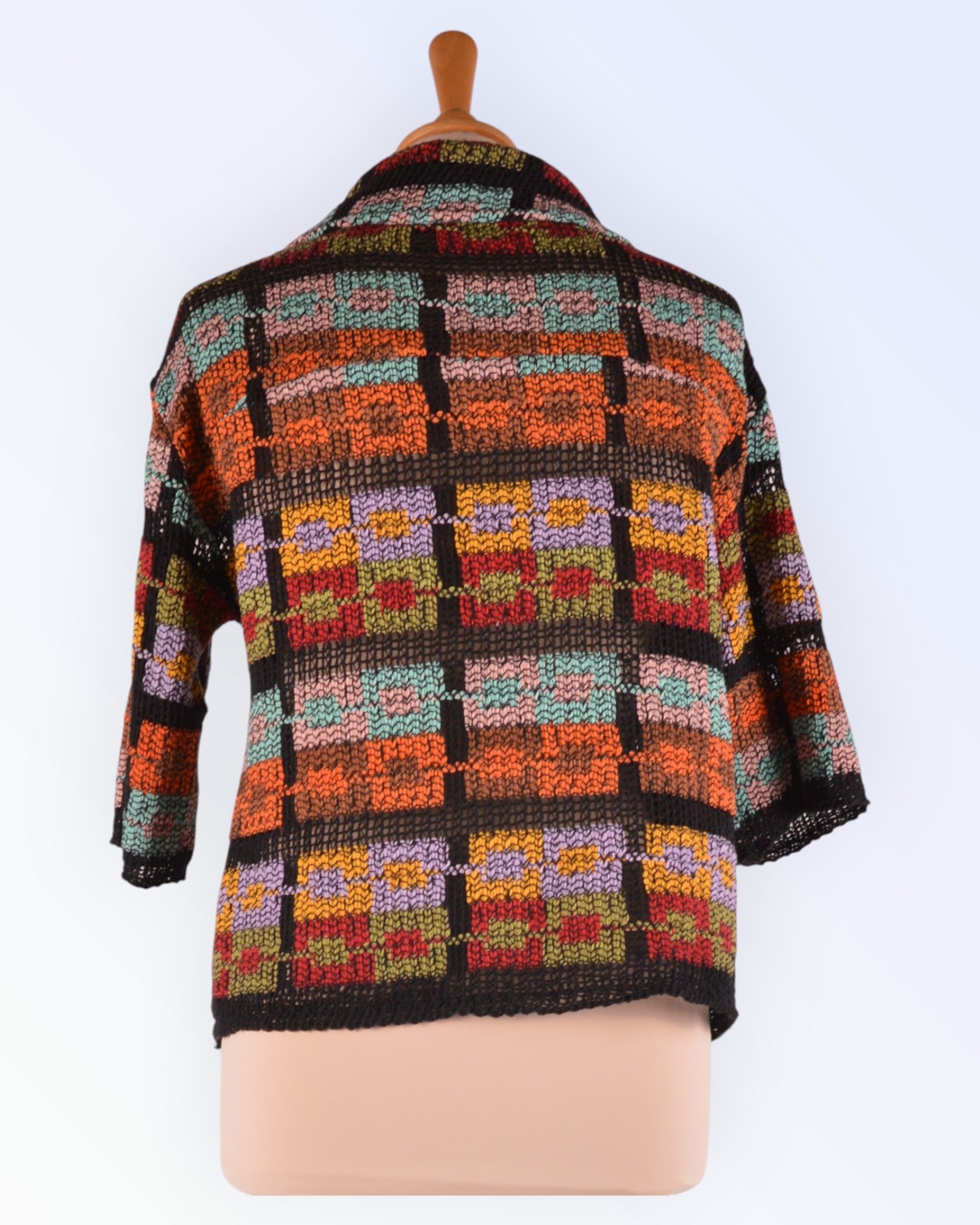 Retro style colorful cardigan