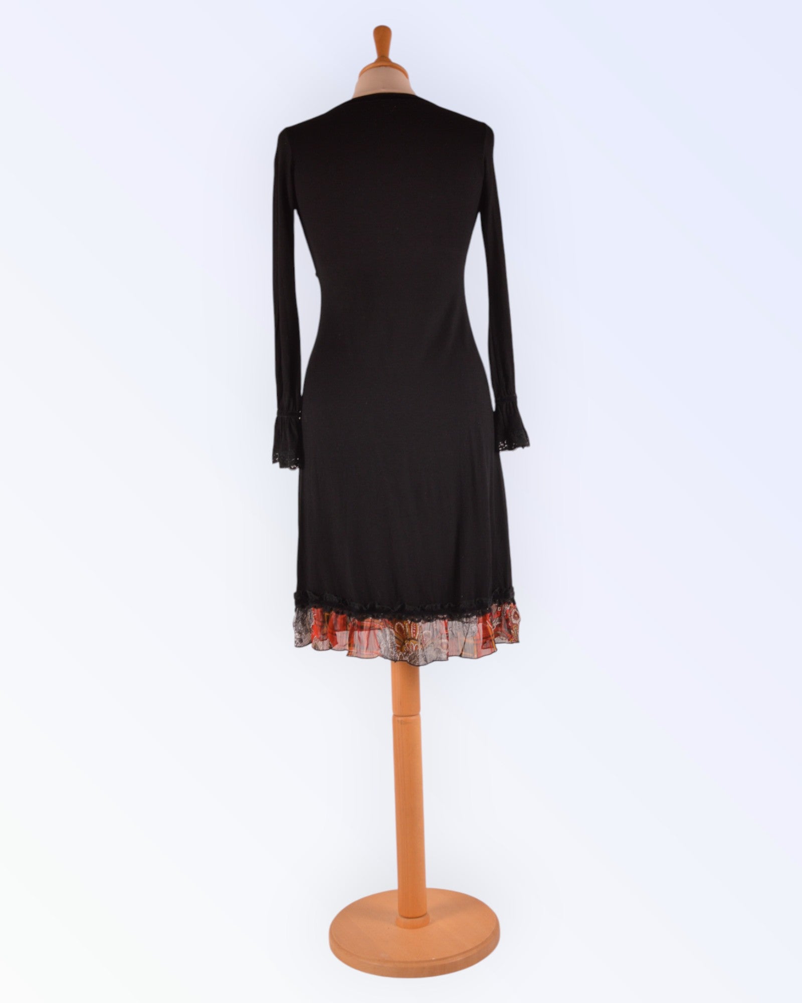 Jus d' Orange must pikkade varrukatega trikotaažkleit