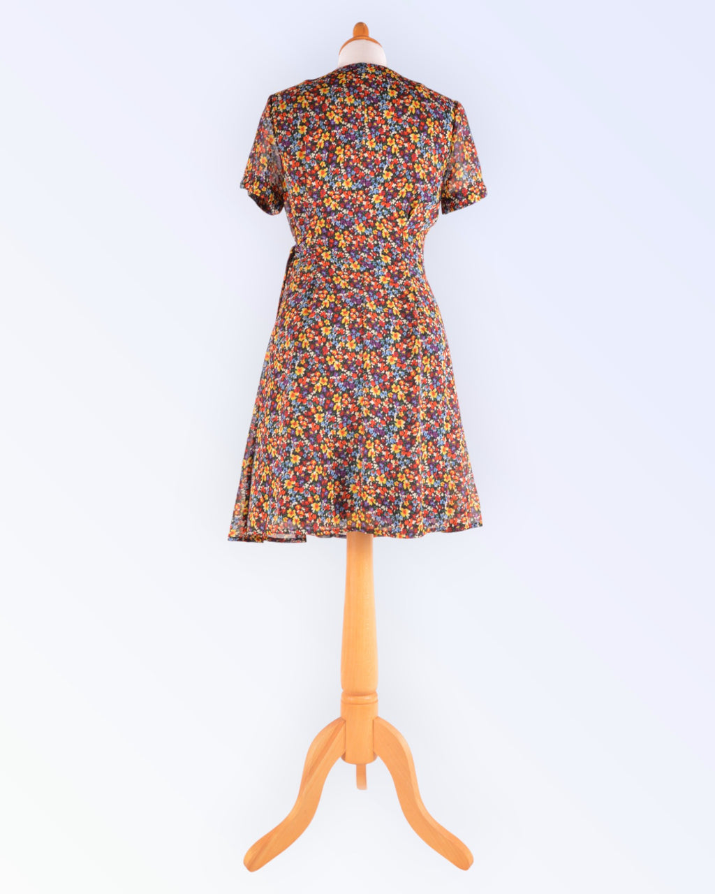 Molly Bracken värviline šifoonkleit