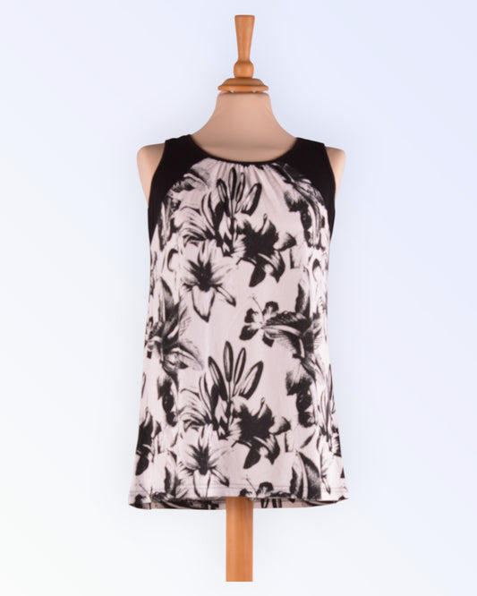Arcade must-valge top