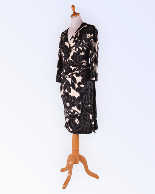 Frank Lyman floral knit dress