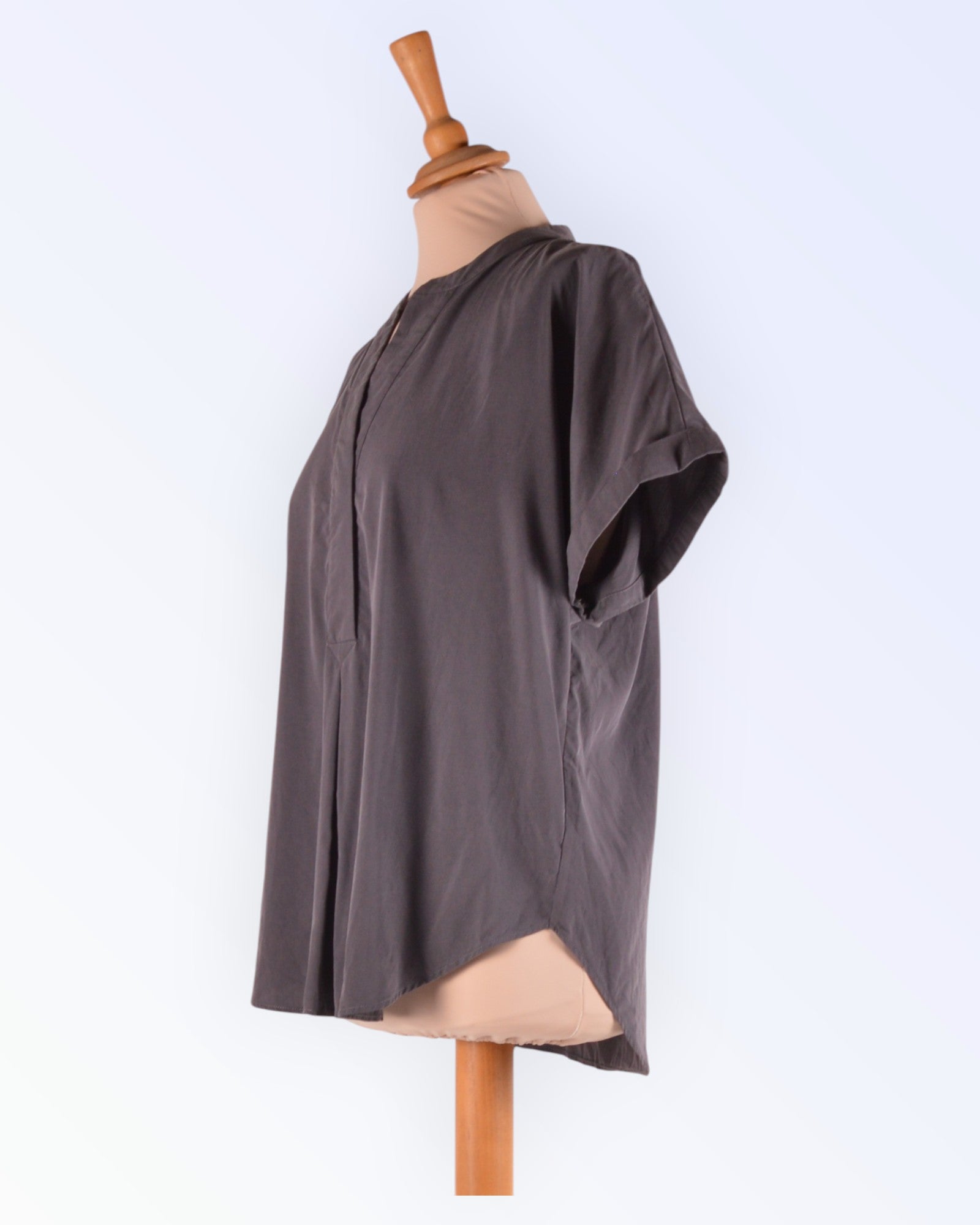 Peter Hahn grey loose-fitting summer blouse