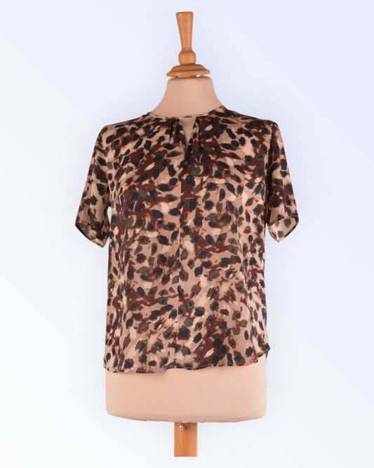 Stockh lm loomamustriga top