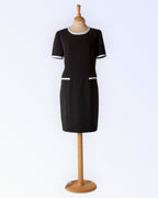 M.A.C.S München Barbara Kessels väike must kleit