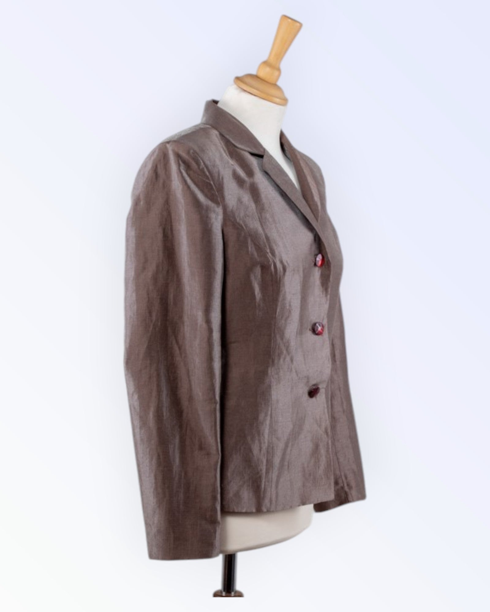 Pidulik pruun hõbedase läikega jakk