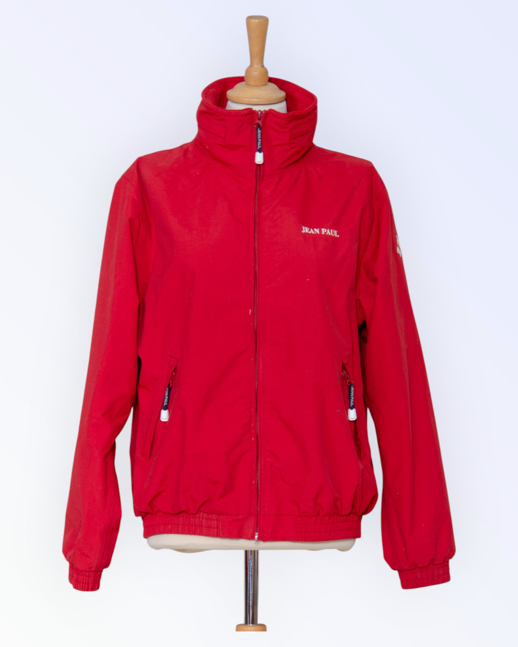 Jean Paul punainen urheilutakki