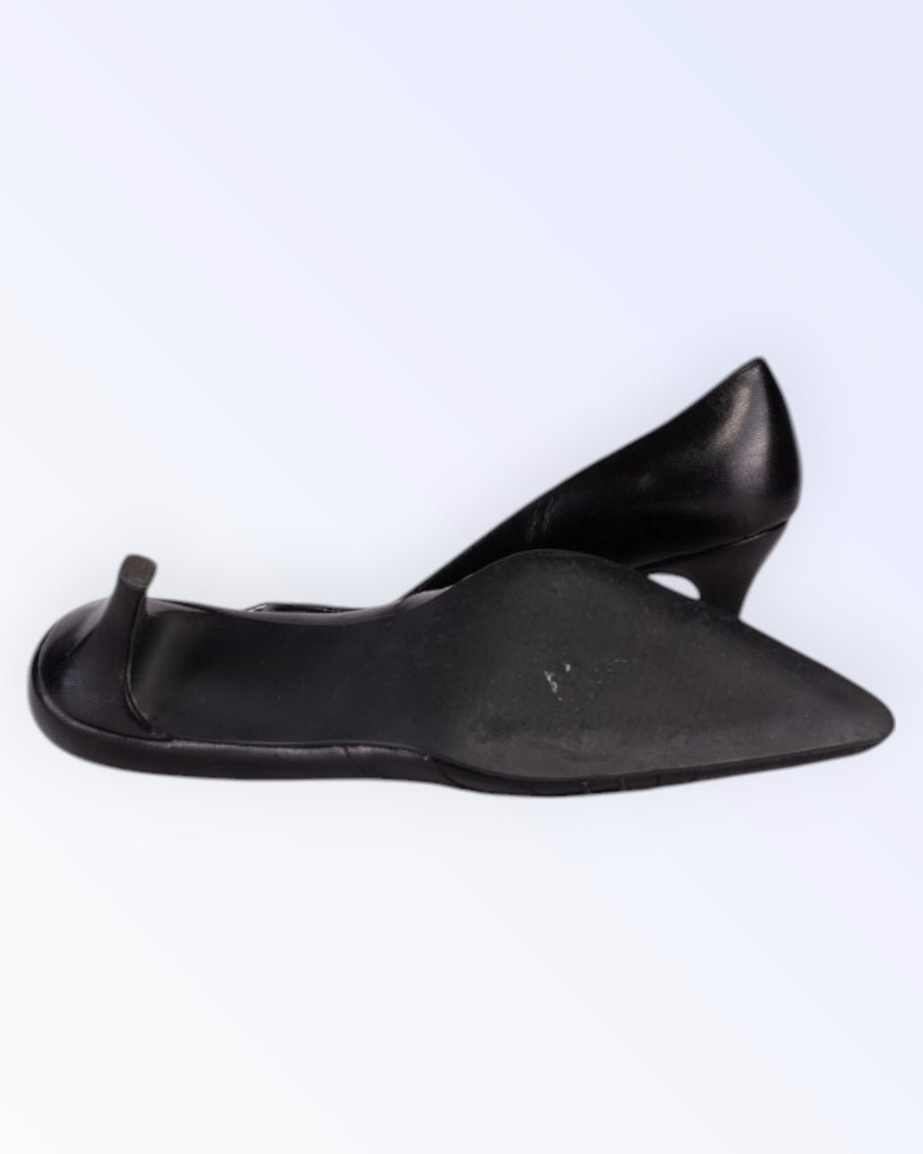 Aaltonen Finland mustad stiletod