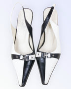 Sanunna black and white shoes