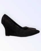 Mustad täistallaga kingad