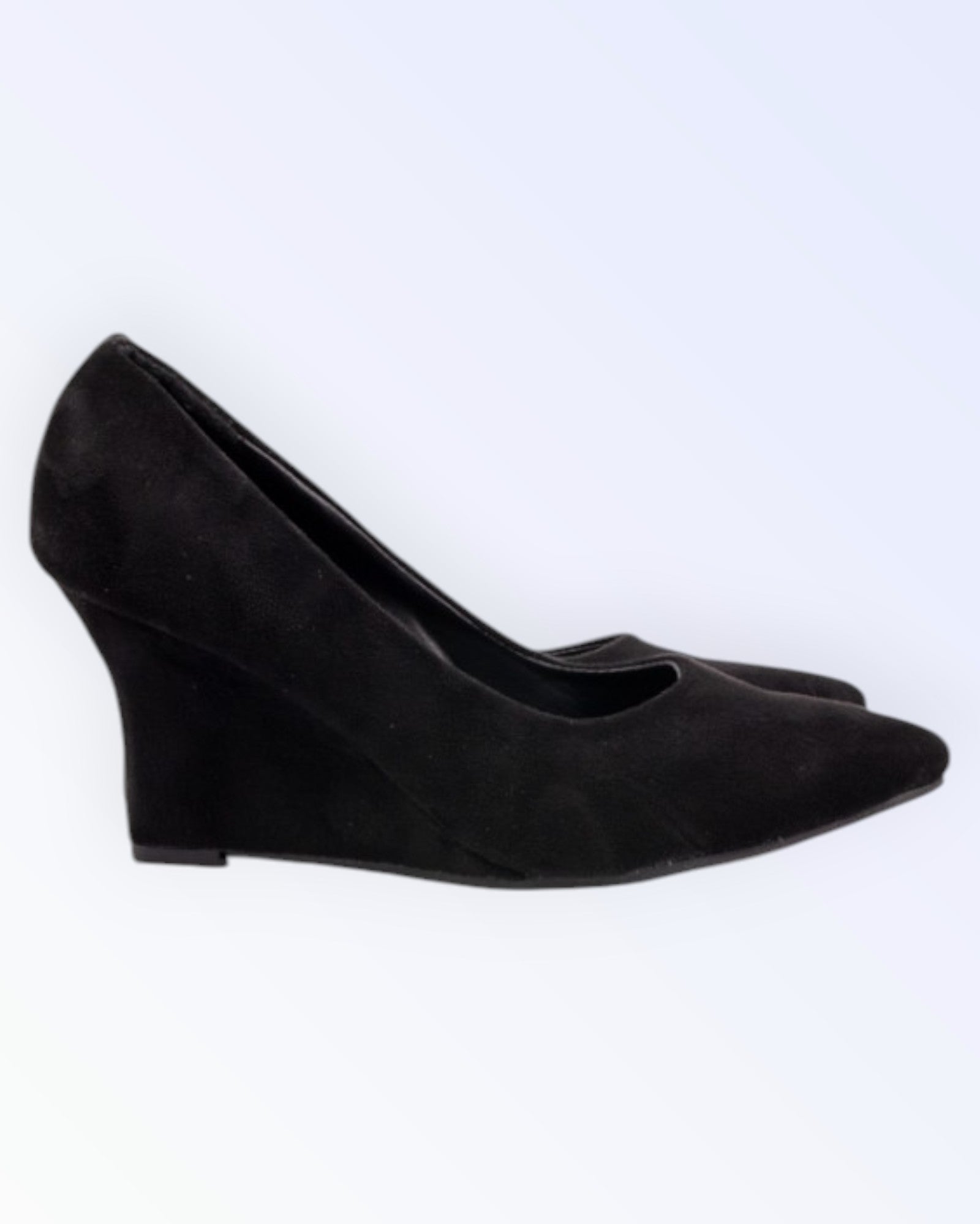 Mustad täistallaga kingad