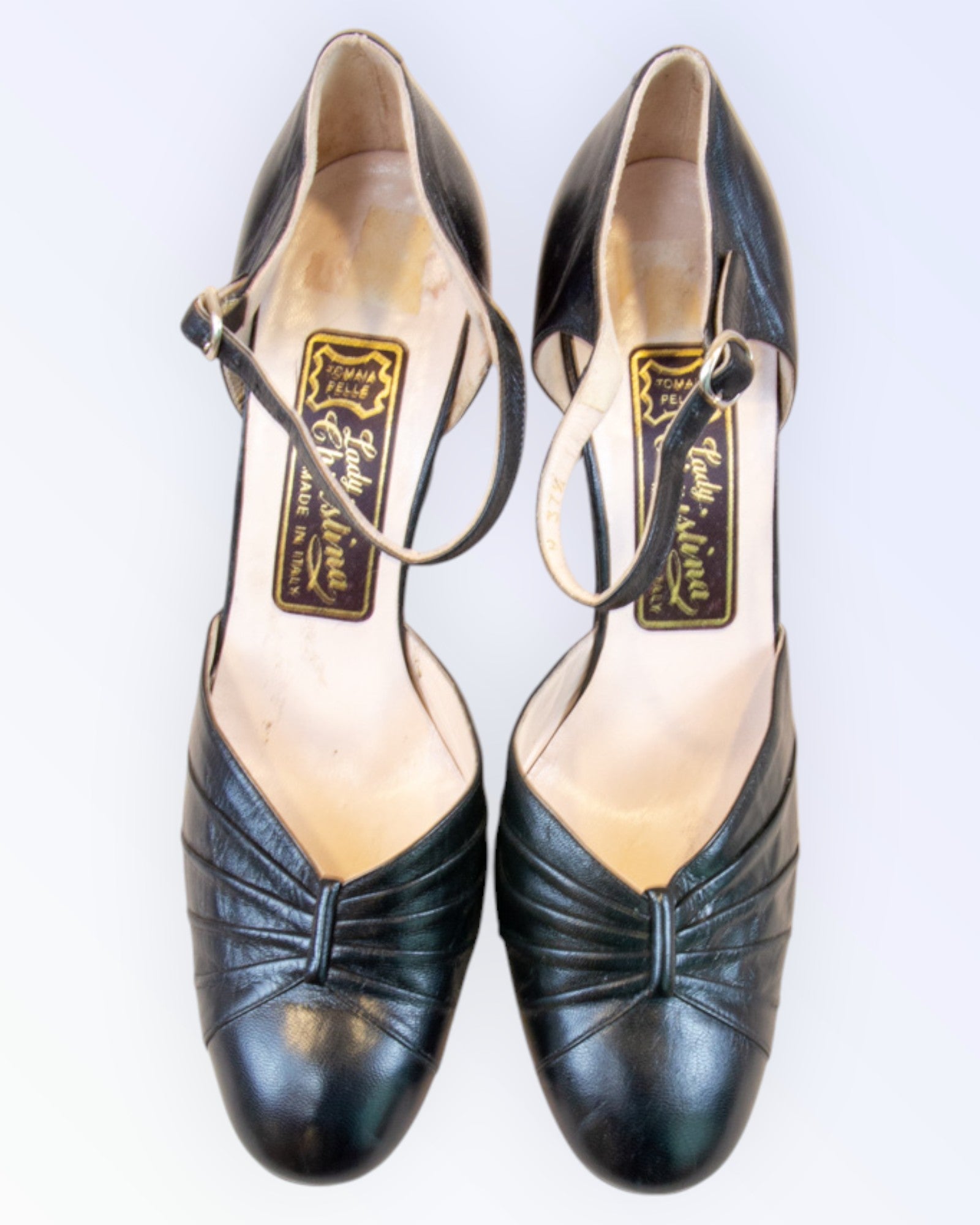 Lady Christina mustad kingad