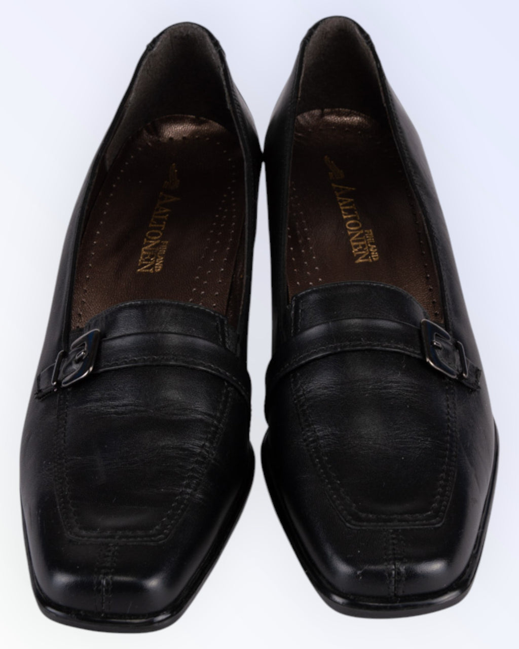 Aaltonen Finland mustad kingad