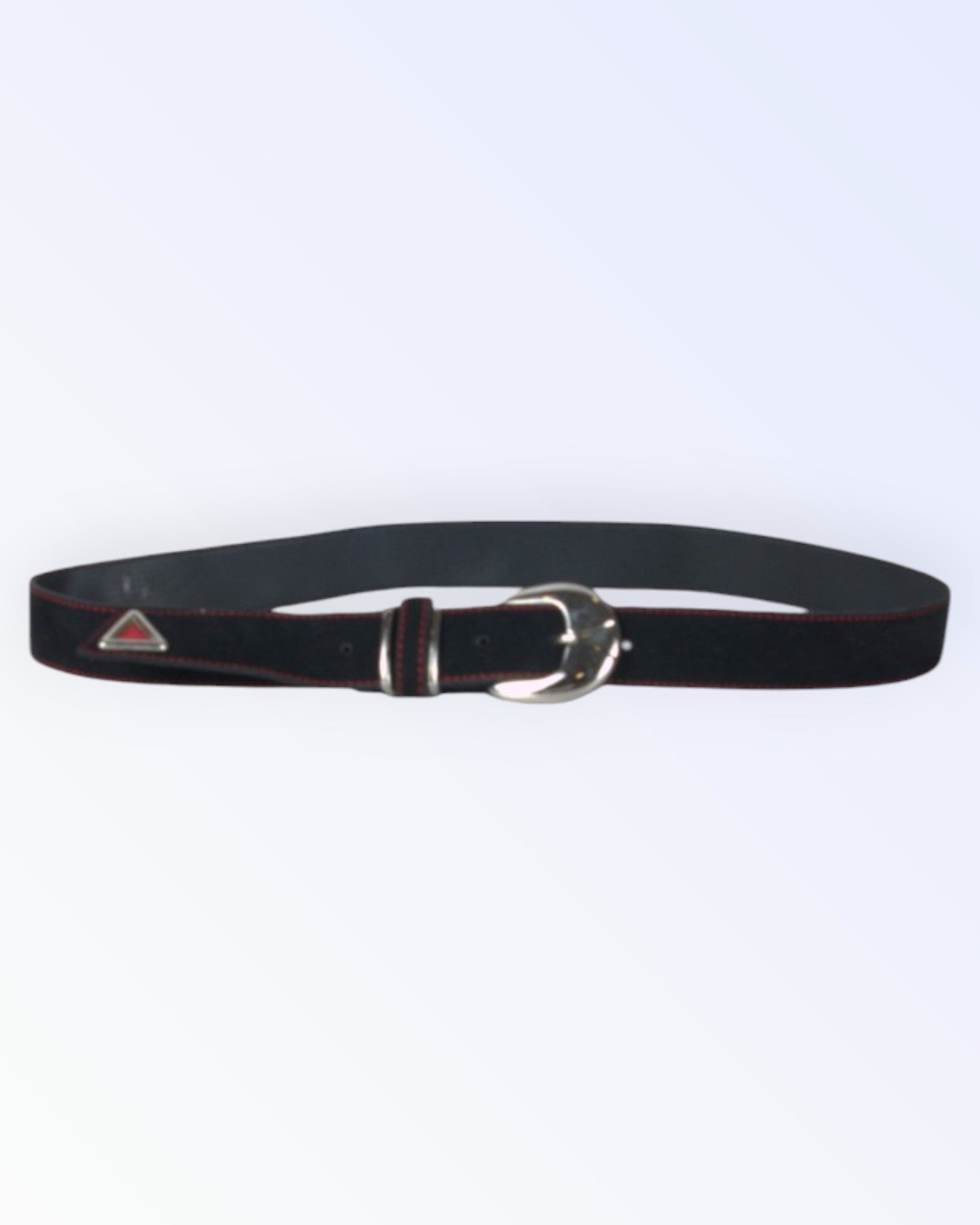 Must kunstnahast vöö