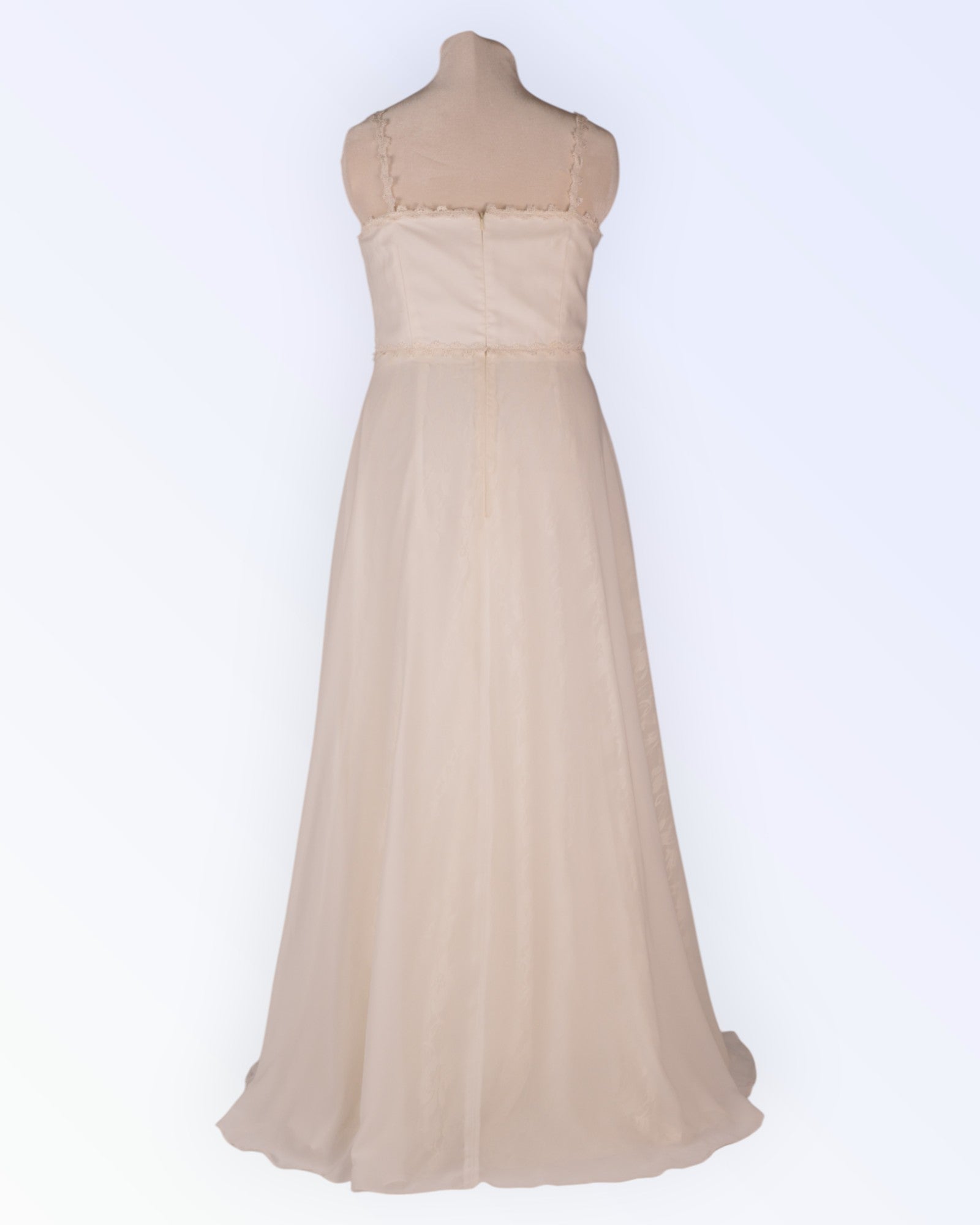 Off-white chiffon wedding dress with lace lining