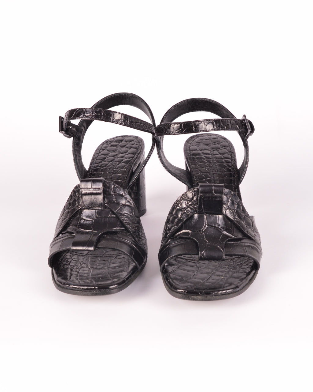 Kennel & Schmengel mustad sandaalid