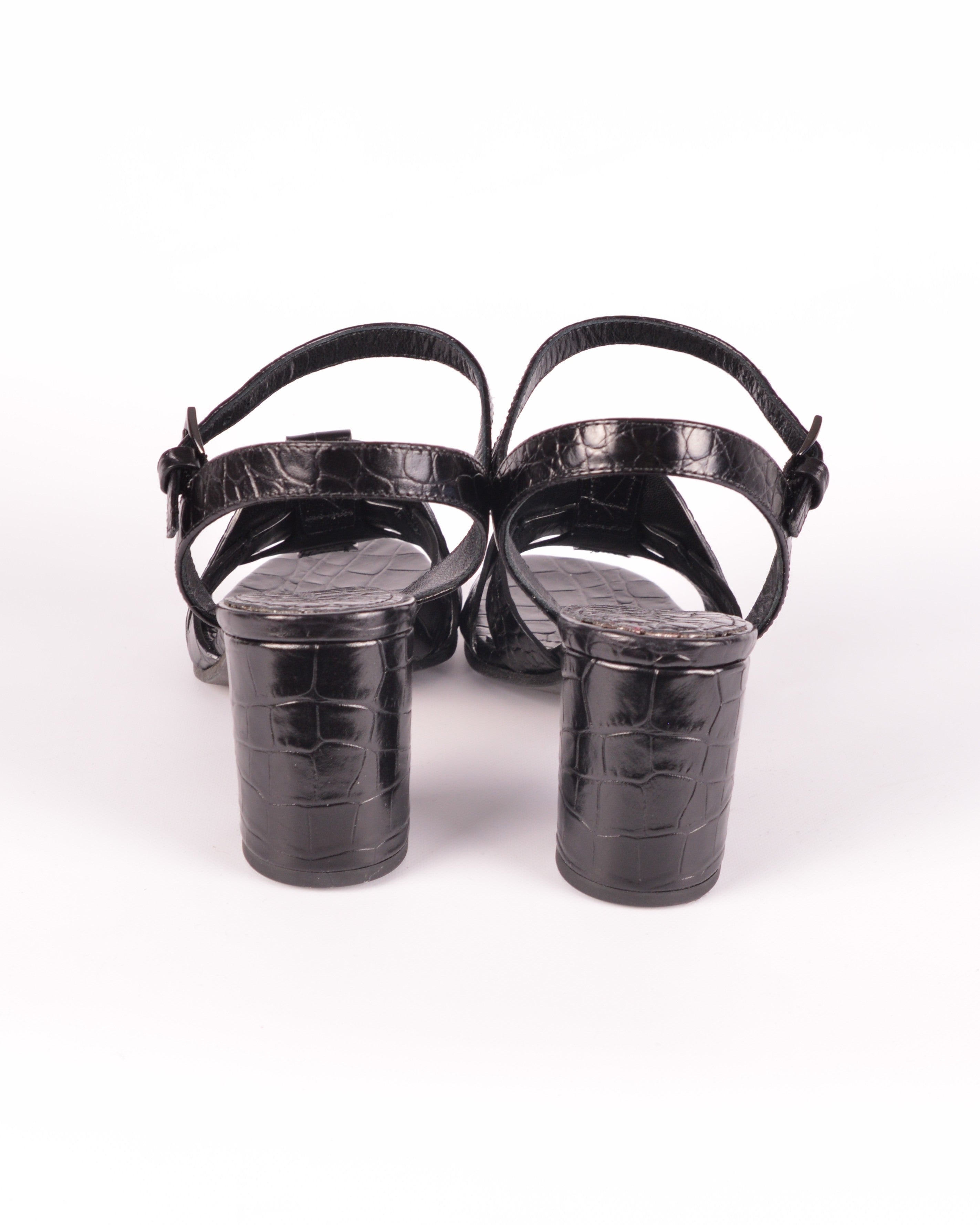 Kennel & Schmengel mustad sandaalid