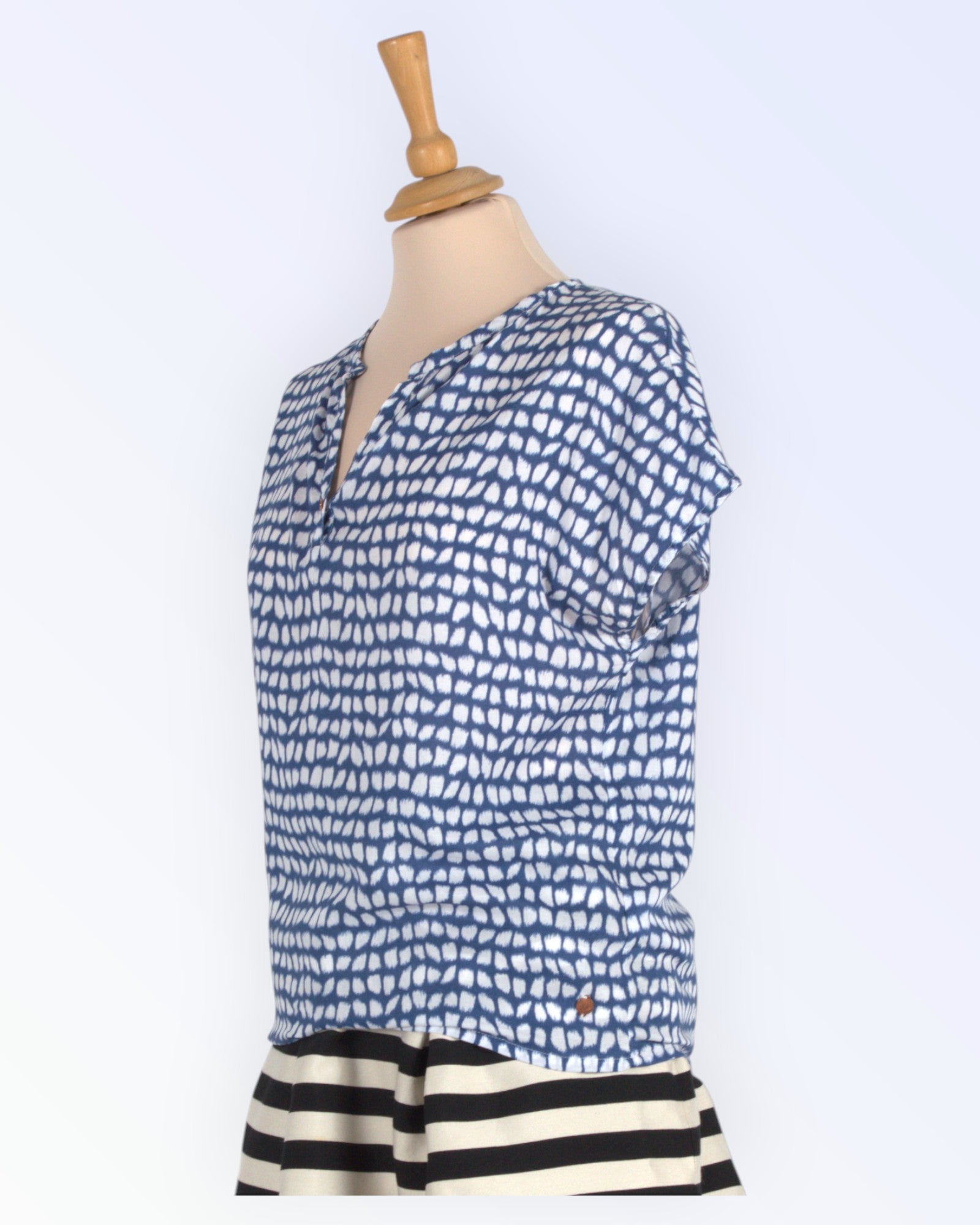 Peak Performance õhuke suvepluus