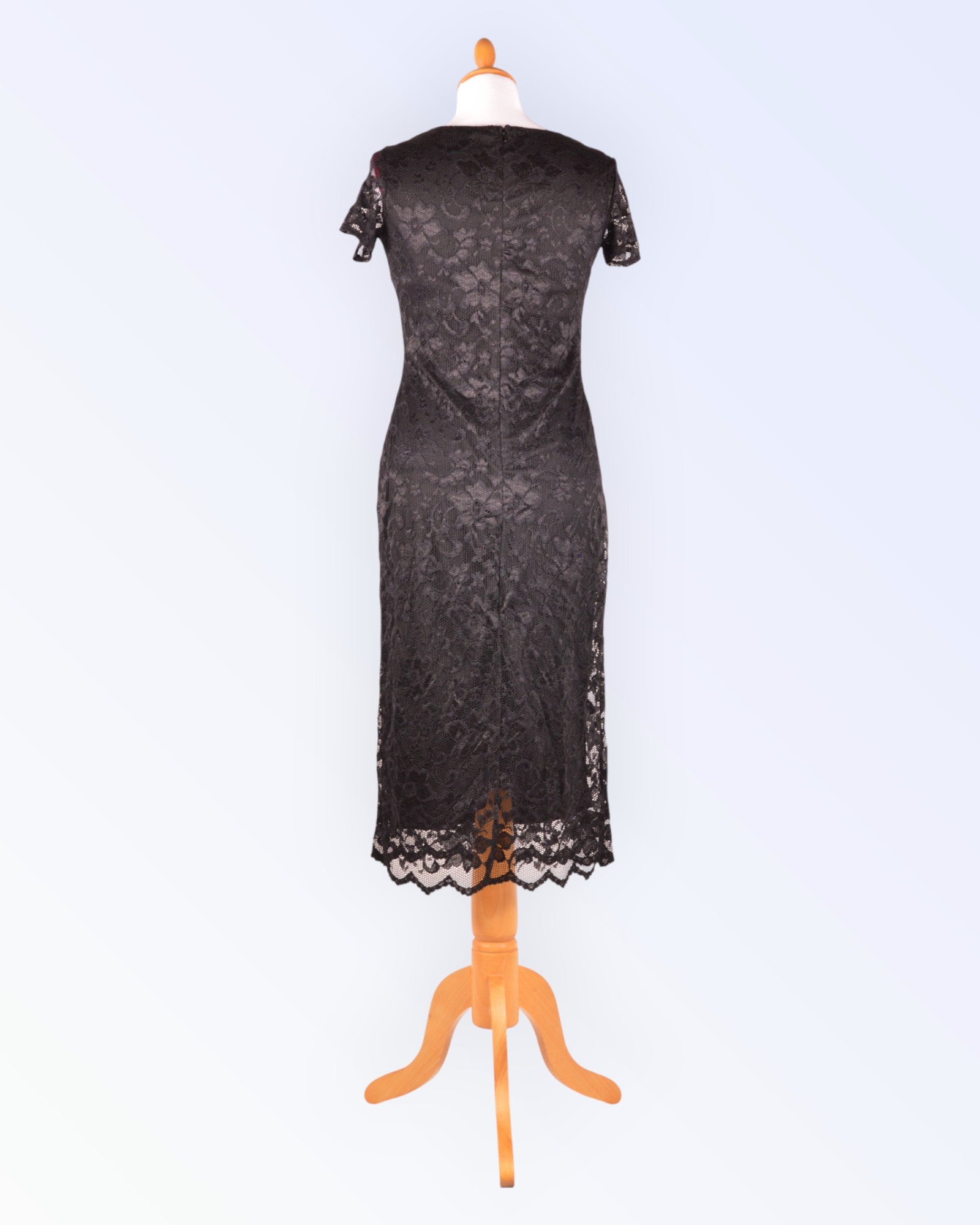 Dorothy Perkins Maternity väike must pitskleit tulevasele emale