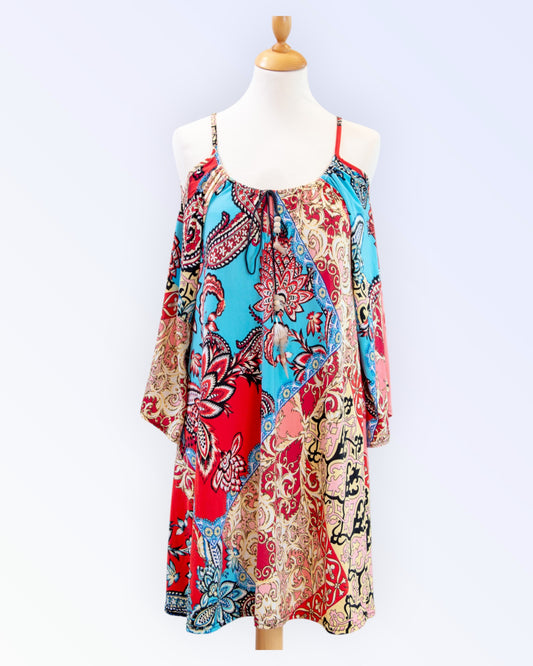 Monivärinen retrotyylinen tunika