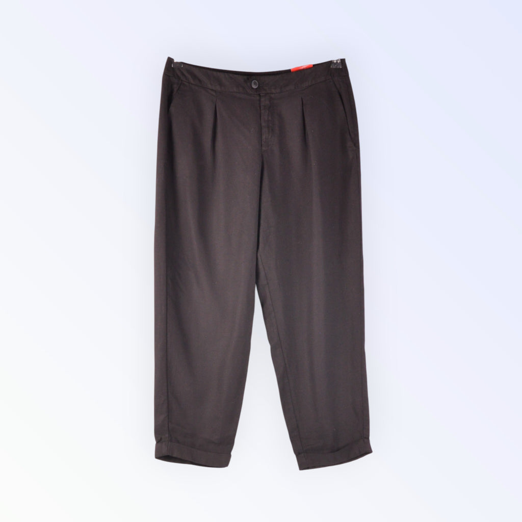 s.Oliver mustad suvised capri-püksid