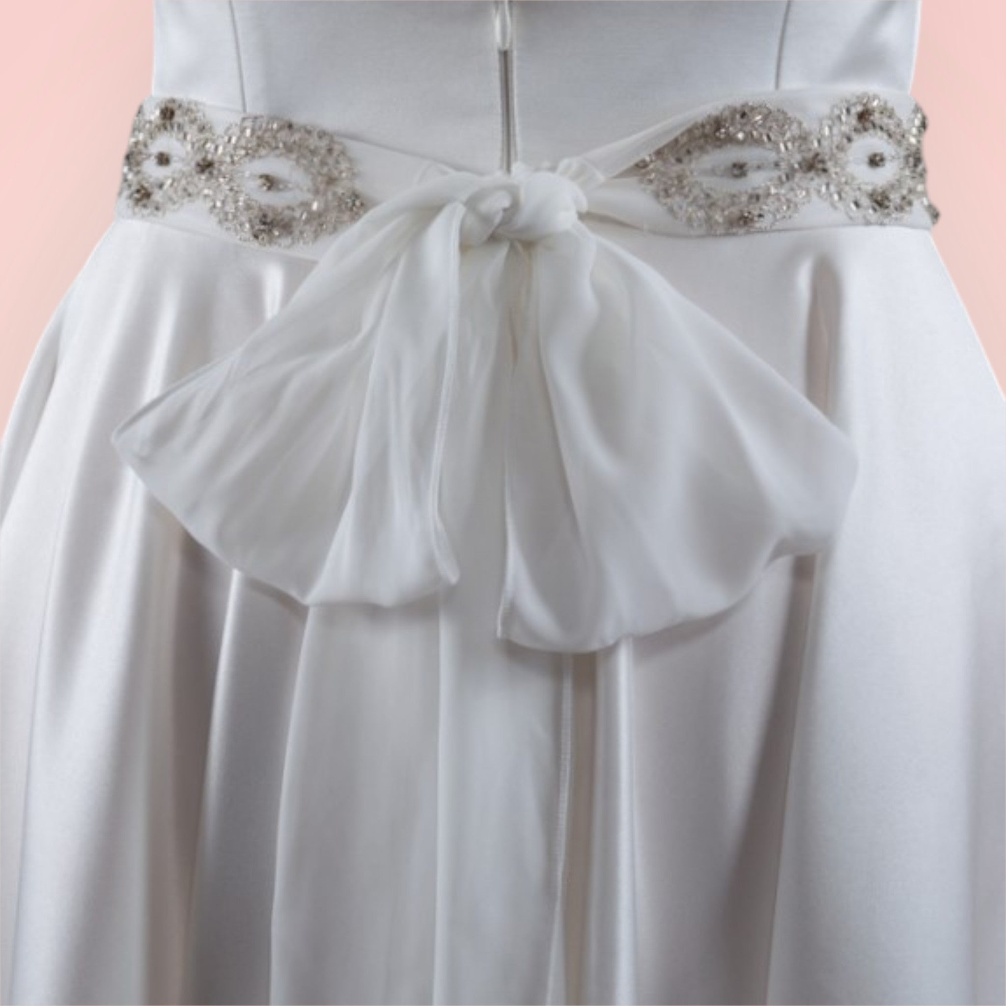 Tie belt for wedding dress
