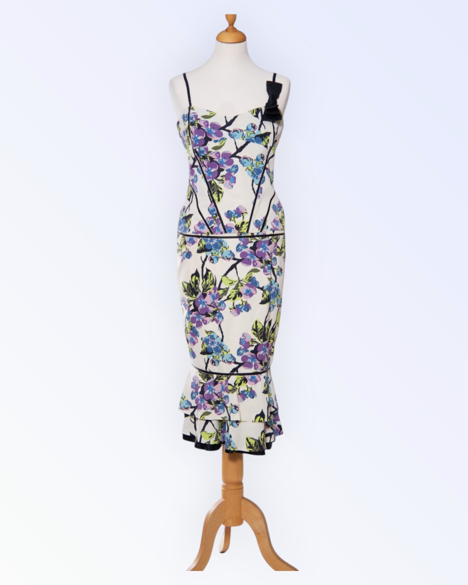 Karen Millen juhlasetti