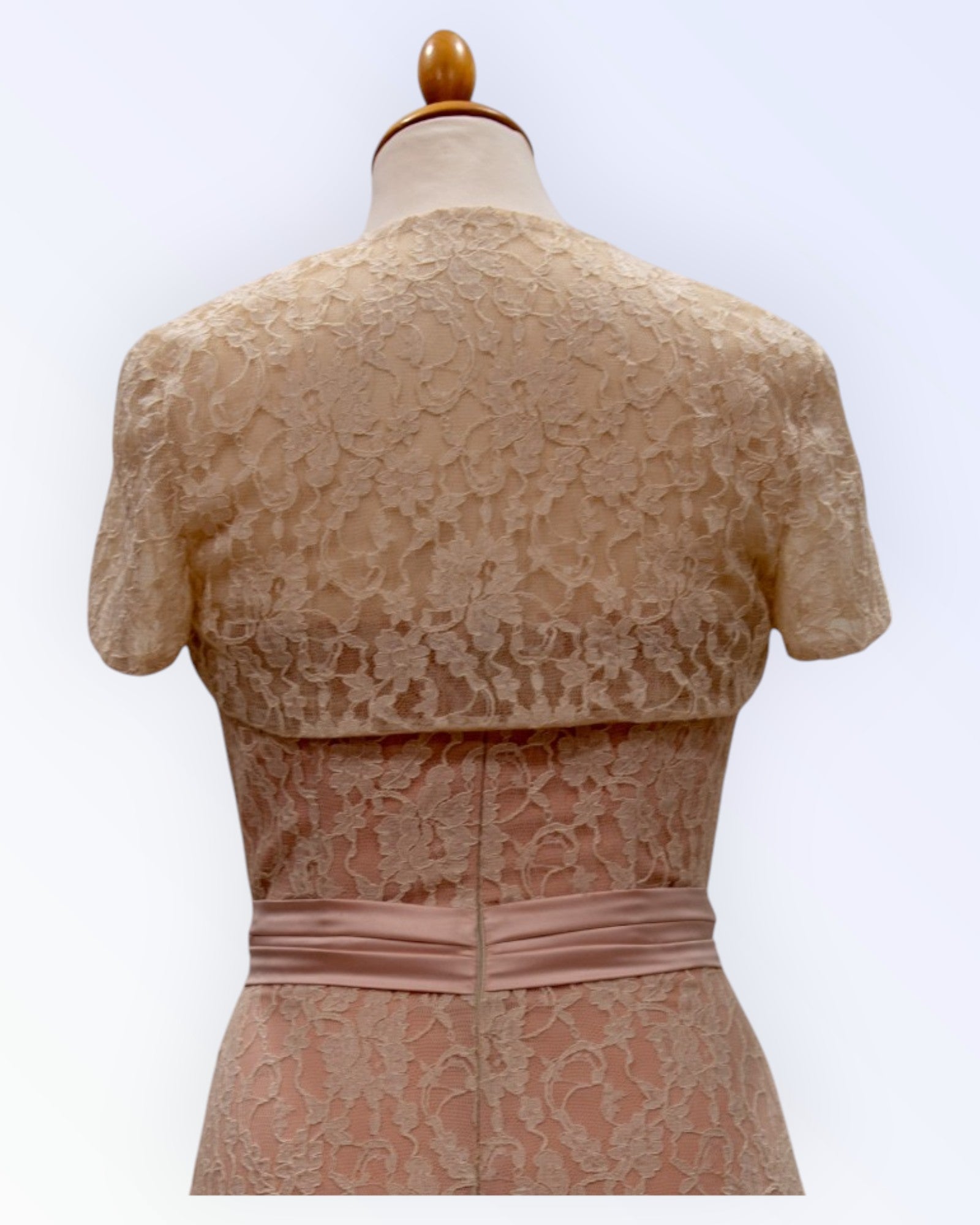 Beige lace bolero