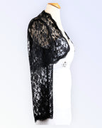 Mustast pitsist boolero