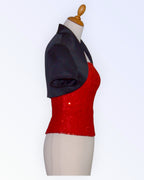 Mustast satiinist boolero