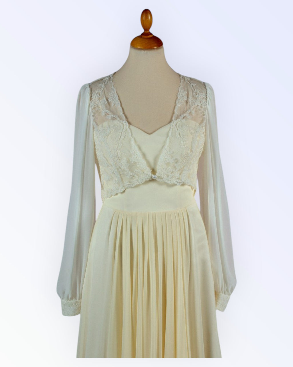 Off-white lace jacket for the bride