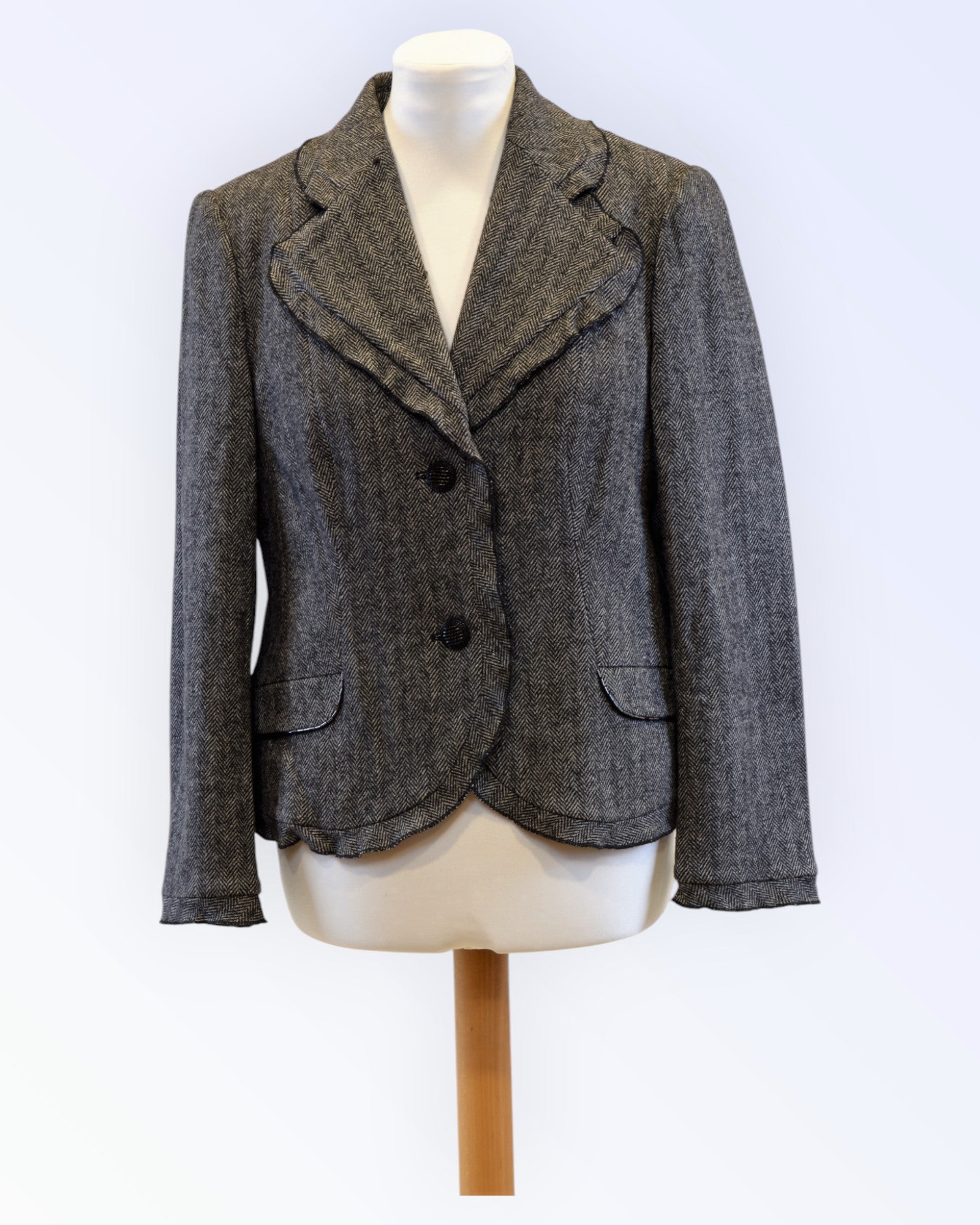 Blacky Dress kalanruotokuvioinen puvuntakki