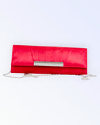 Punasest satiinist pidulik käekott