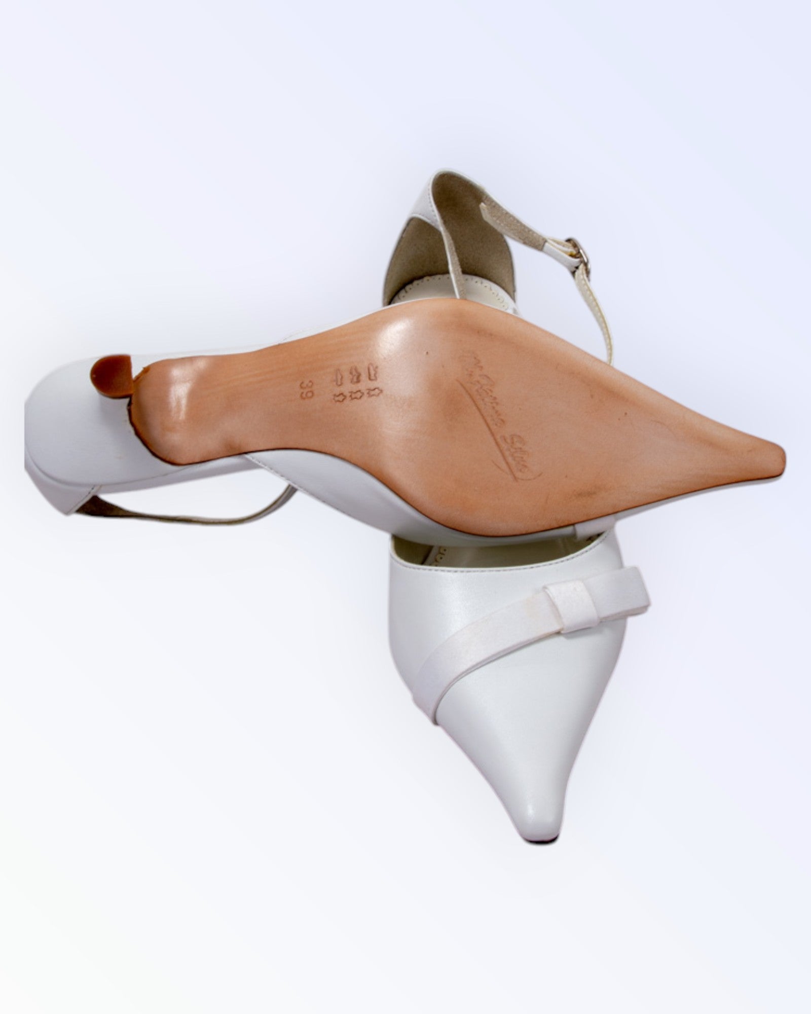 M. Fatima Silva white leather shoes
