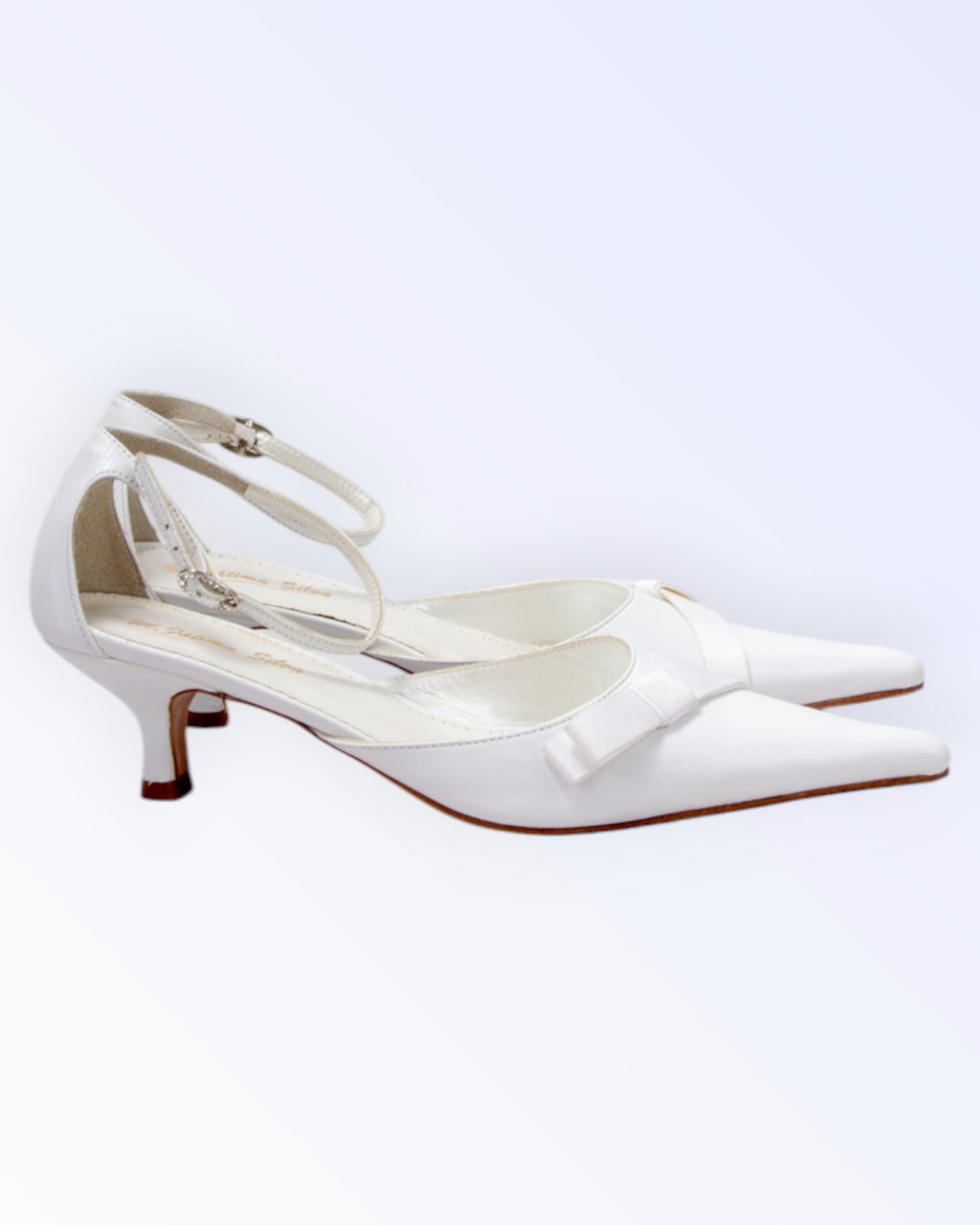 M. Fatima Silva white leather shoes