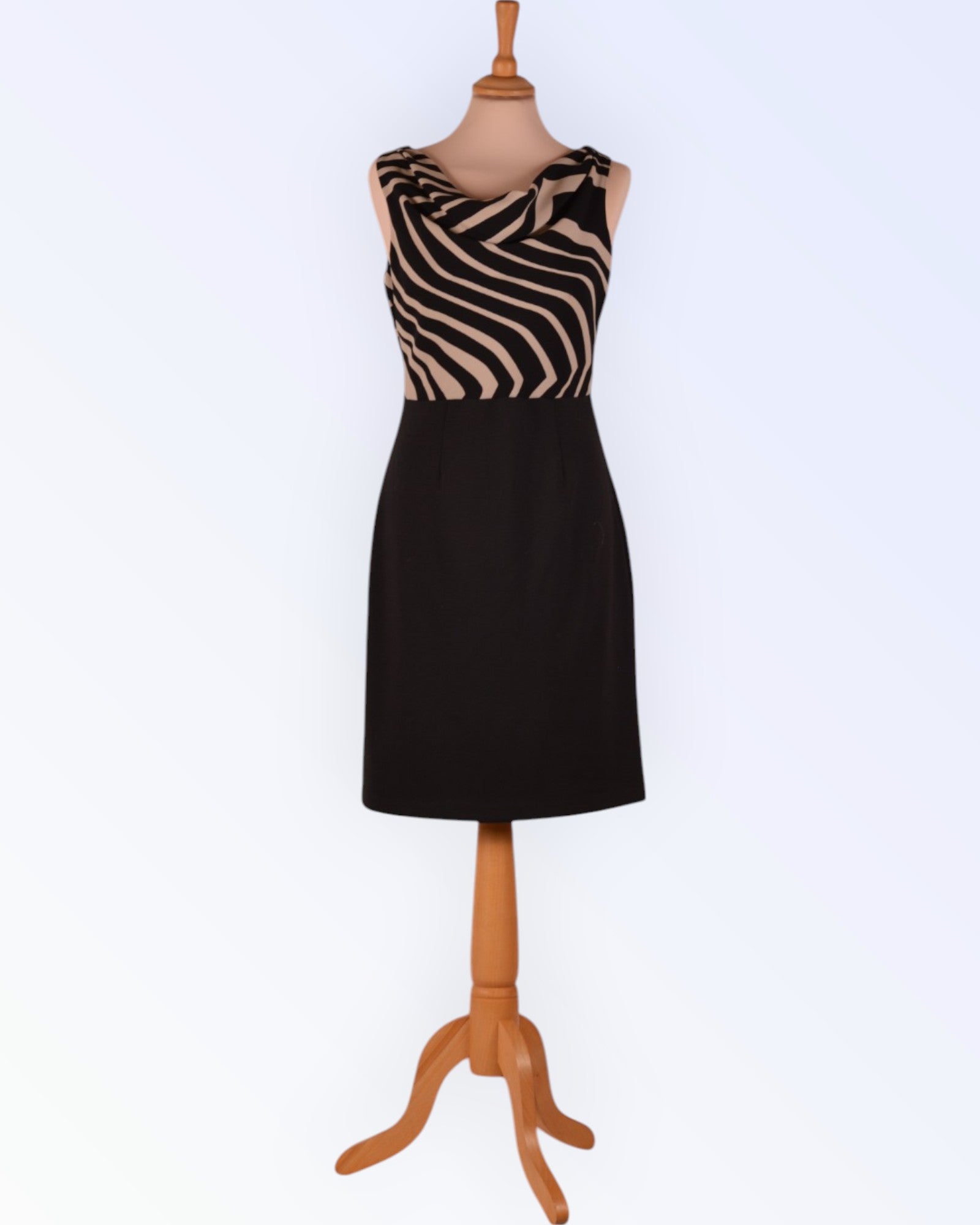 Sti two-tone knit dress