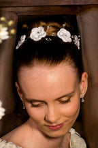 Hair ornament to be woven into the hair